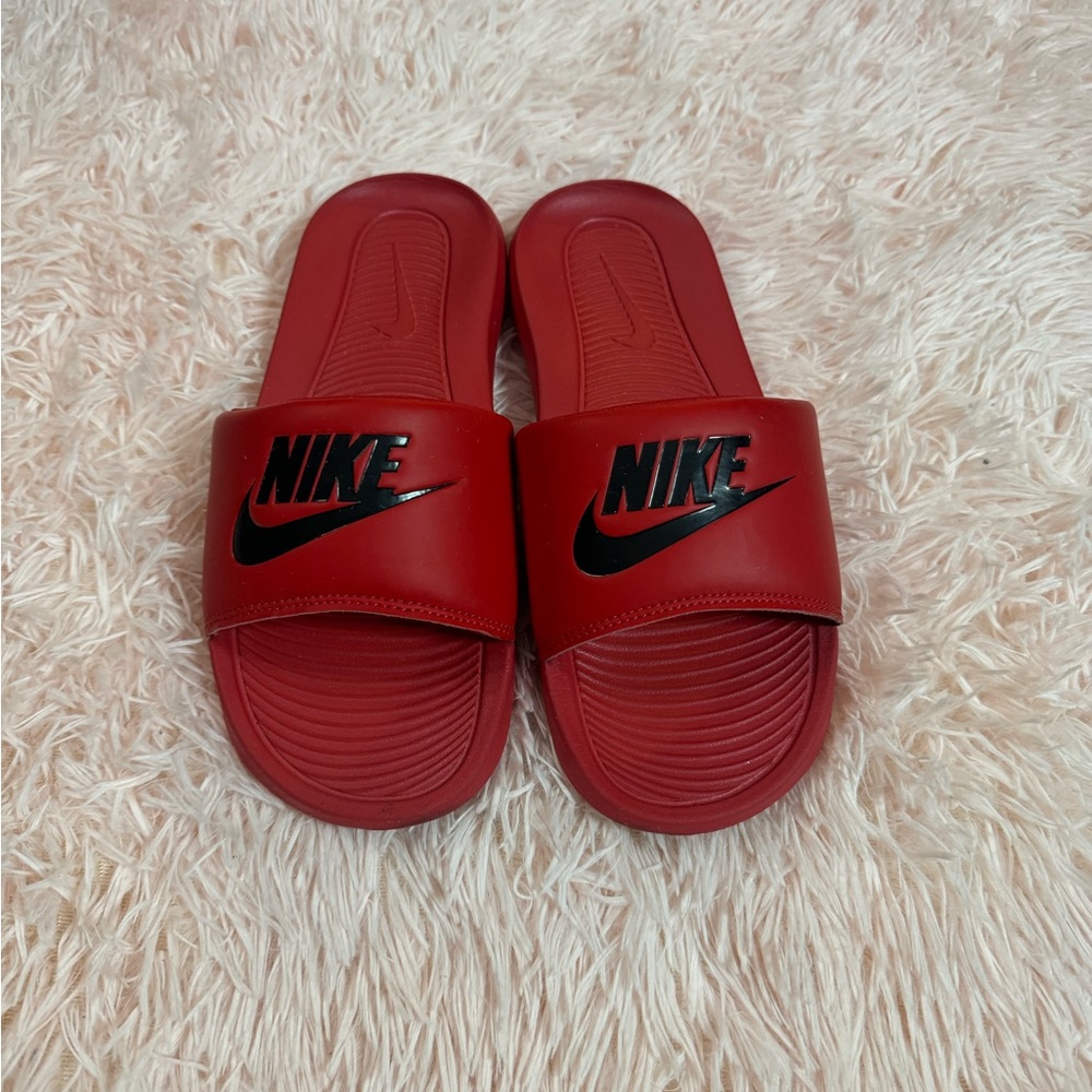 Nike Victori One Slides